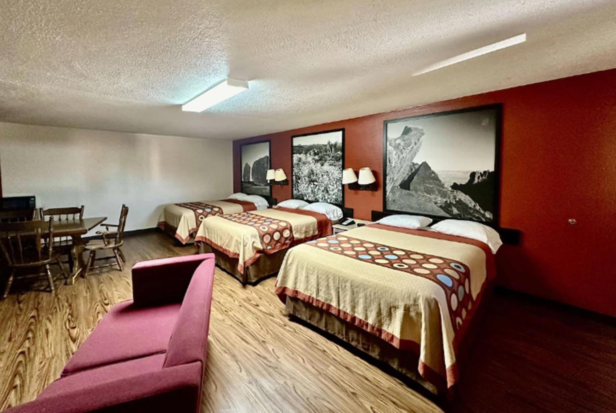 Готель Super 8 By Wyndham Athens Tx Номер фото